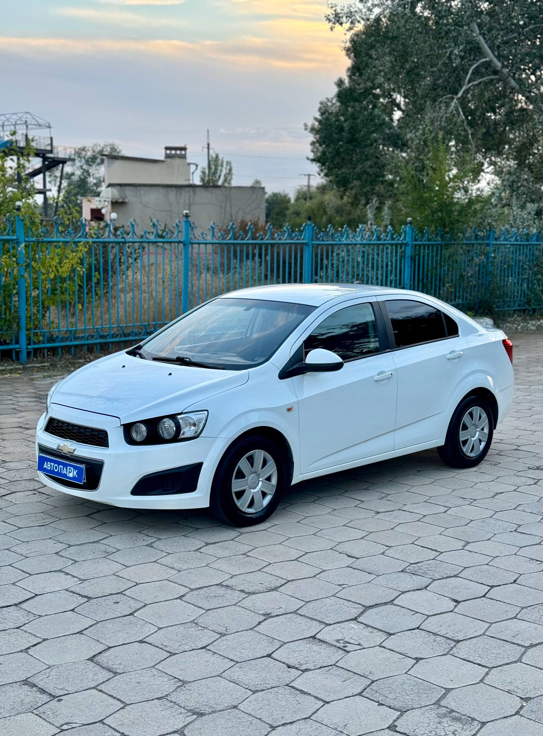 Chevrolet Aveo T300 2014 в Мариуполе