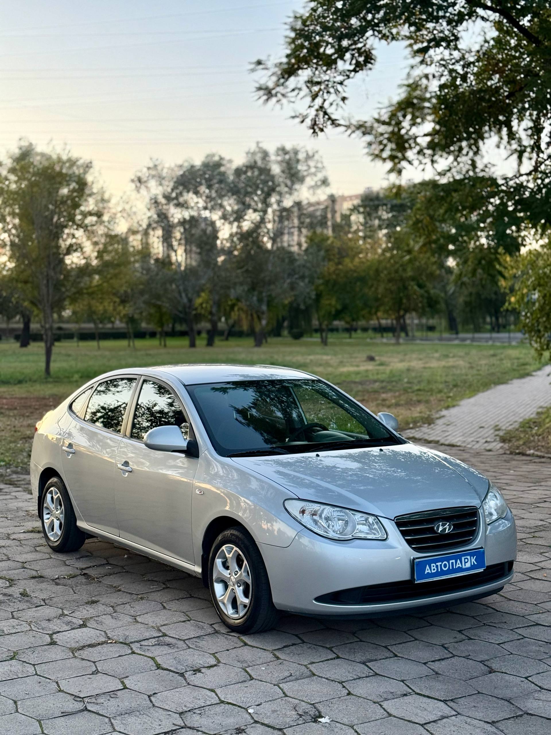Hyundai Elantra 2009 в Мариуполе