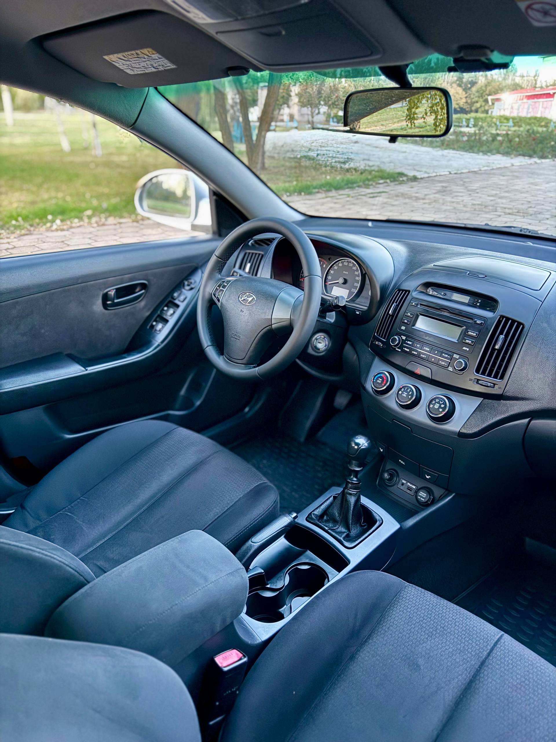 Hyundai Elantra 2009 в Мариуполе